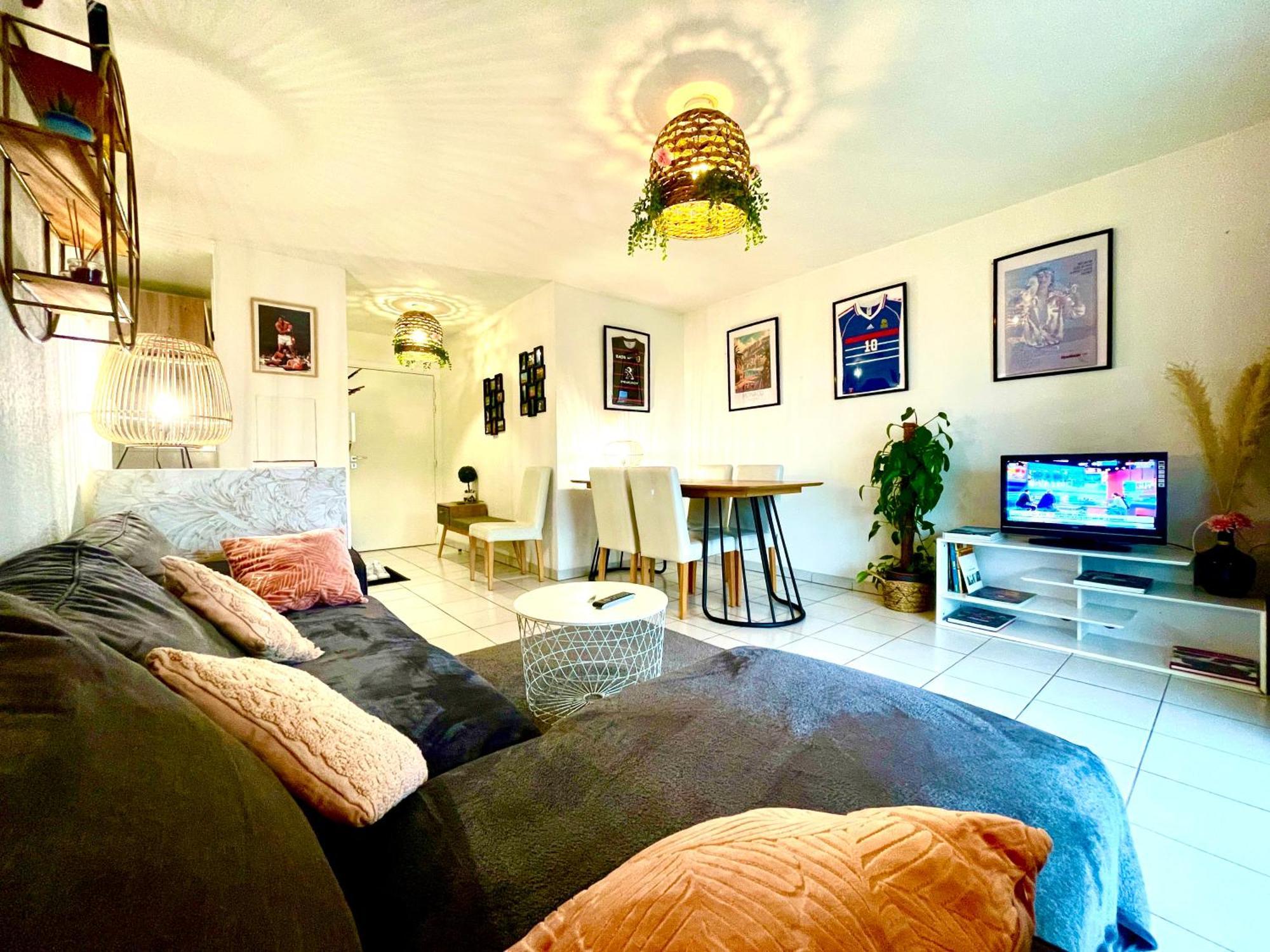 Bel Appartement T3 De 60M2 Avec Parking, Terrasse, Proche Du Metro Et Du Periph Toulouse Exterior foto
